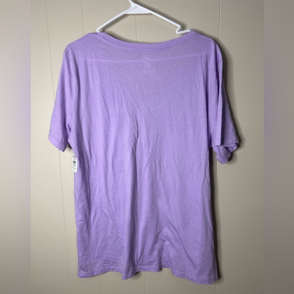 BUNDLE of XL Women’s Essentials Tees - Picture 8 of 13